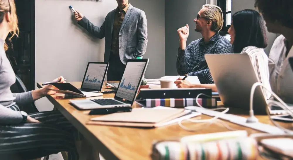 Saúde mental no trabalho: obrigação legal ou tendência?